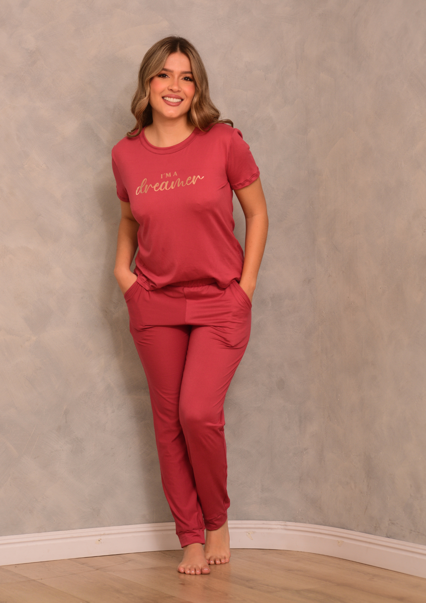 PIJAMA EN PANTALON UNICOLOR, REF 2187 VINOTINTO