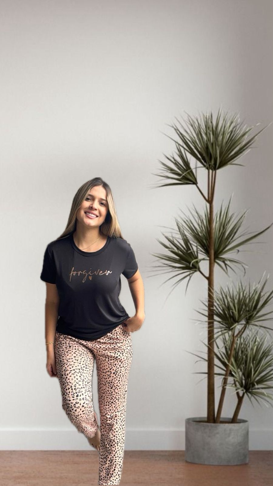 PIJAMA EN PANTALON CAMISETA NEGRA, REF 2273